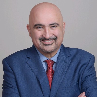 Dr. Bob "Dee" Dokhanchi, COO of the Dental Division at Edge